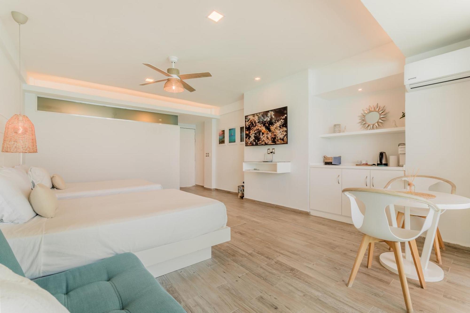 The Ocean Vibes Suites By Casa Paraiso Cancun Bagian luar foto