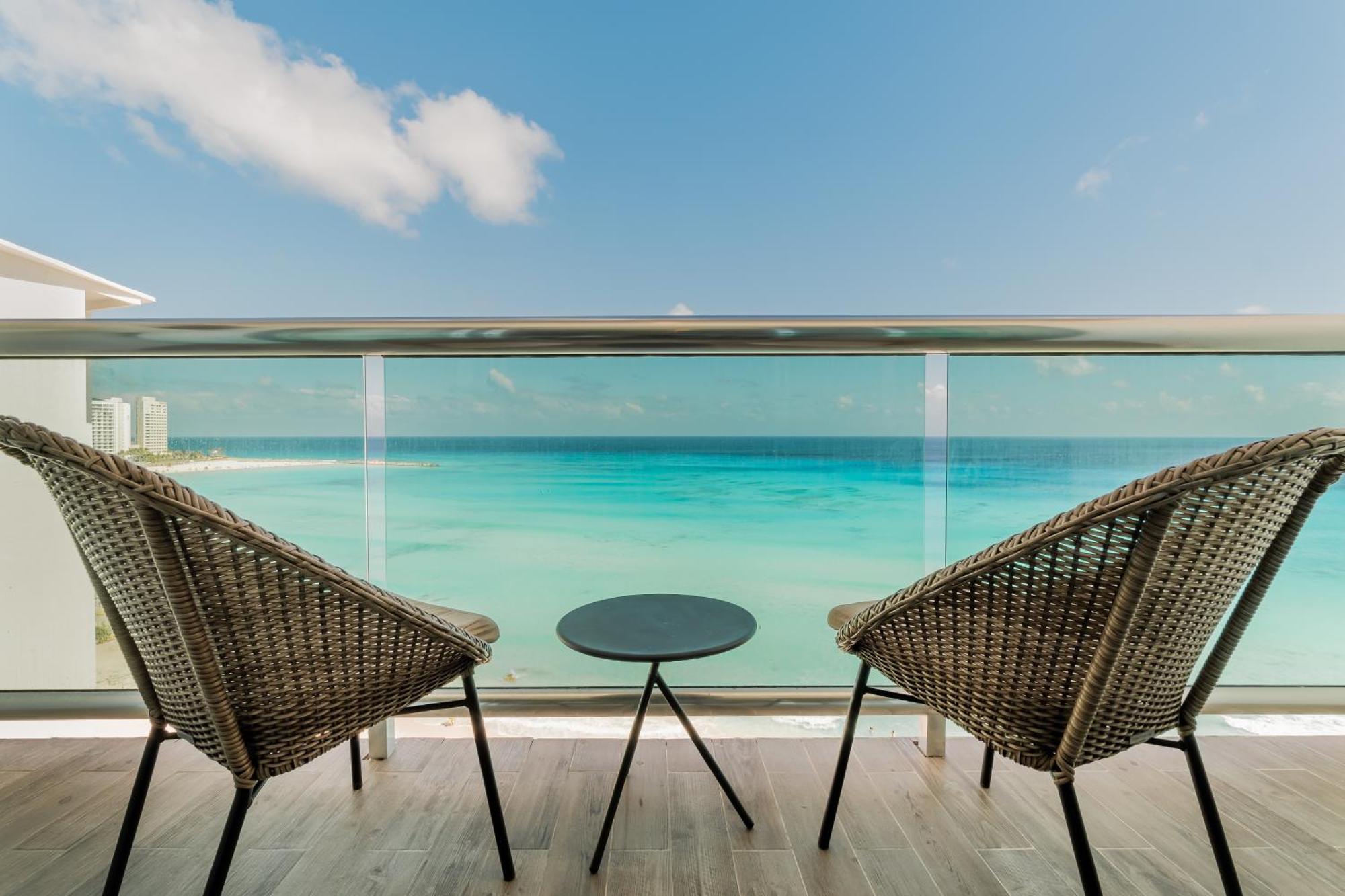 The Ocean Vibes Suites By Casa Paraiso Cancun Bagian luar foto
