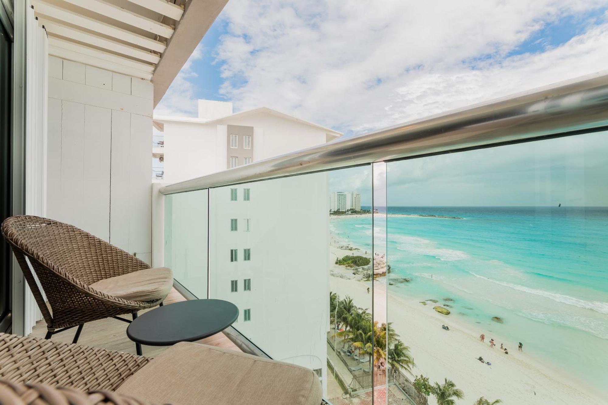 The Ocean Vibes Suites By Casa Paraiso Cancun Bagian luar foto
